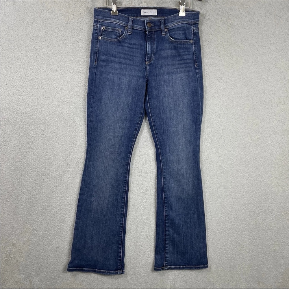 Women’s Gap baby bootcut jeans 28Petite